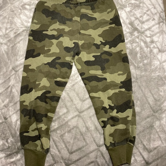 Champion Long Sleeve Black Shirt with Army print with Champion Army Sweat Pants - Picture 15 of 16